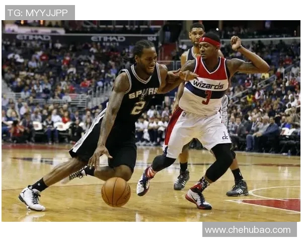 雷霆与马刺2016季后赛第六场激战回顾与精彩瞬间分析