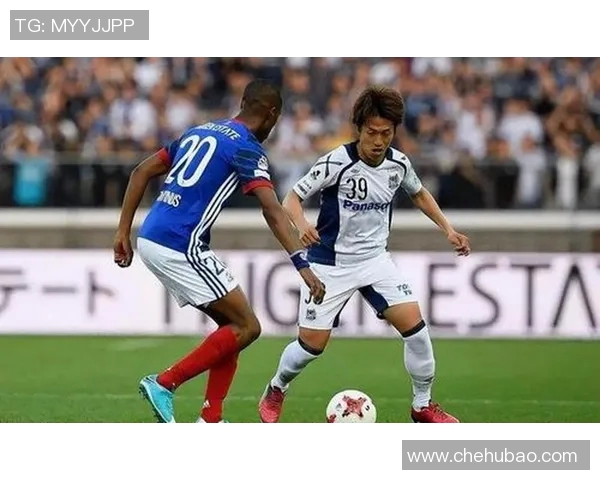 山形山神与冈山绿稚的激烈对决展现足球魅力与团队精神 山形山神与冈山绿稚的激烈对决展现足球魅力与团队精神