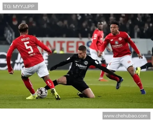 拜仁慕尼黑对阵沃尔夫斯堡全场精彩回放与赛后分析 拜仁慕尼黑对阵沃尔夫斯堡全场精彩回放与赛后分析